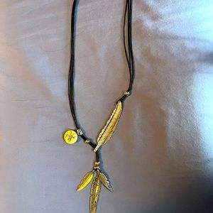 Snap necklace